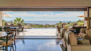 villa-16073327951723012688.jpg