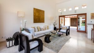 villa-27618894961681164283.jpg