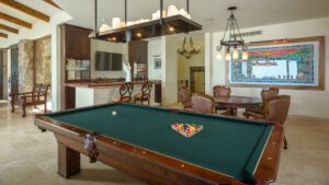 villa-49956526981681604522.jpg