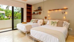 villa-63048850471759440479.jpg