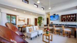 villa-81098392321723006671.jpg