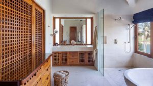 villa-17522947691681160221.jpg