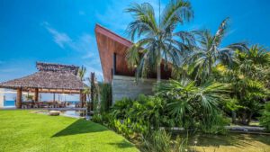 villa-46999701701681311839.jpg