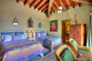villa-92952472211679163931.jpg