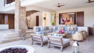 villa-9378575651681160221.jpg