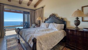 villa-94071684091744223533.jpg