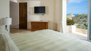 villa-68257237201699294437.jpg