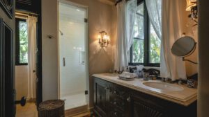 villa-75950914571760549442-1.jpg