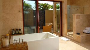 villa-84055418231697134889.jpg