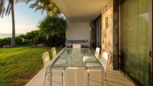 villa-96666744911681145349.jpg