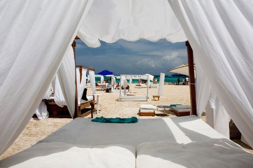 Mamitas Beach Club