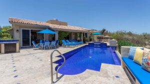 villa-10824466691697574672.jpg