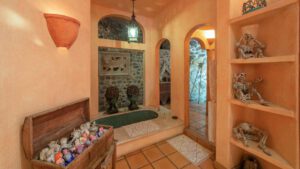 villa-33205227181679596821.jpg