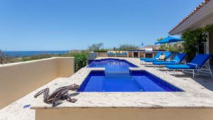 villa-93886692631697574672.jpg