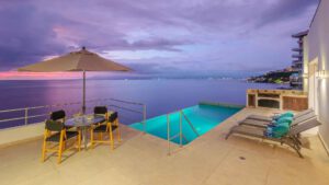 villa-96300929621679938766.jpg
