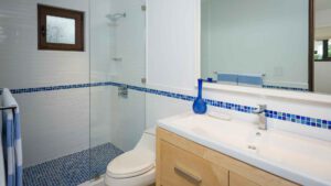 villa-98655120821729559161.jpg