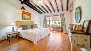 villa-32326167491679321872.jpg