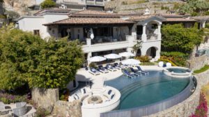 villa-59154253831742533062.jpg