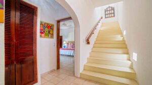 villa-60675144171679321872.jpg