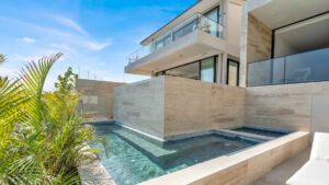 villa-82917671941739819595.jpg