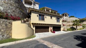 villa-83846925071742533115.jpg
