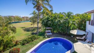 villa-80362563531681312392.jpg