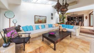 villa-96908964231679164798.jpg