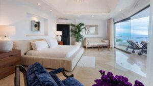 villa-30832582051680539299.jpg