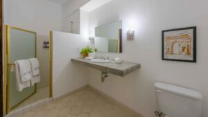 villa-59768058421716998776.jpg