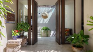 villa-81430621791742935745.jpg