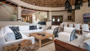 villa-93028108631681167340.jpg