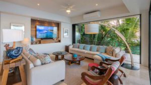 villa-98974933521742935716.jpg