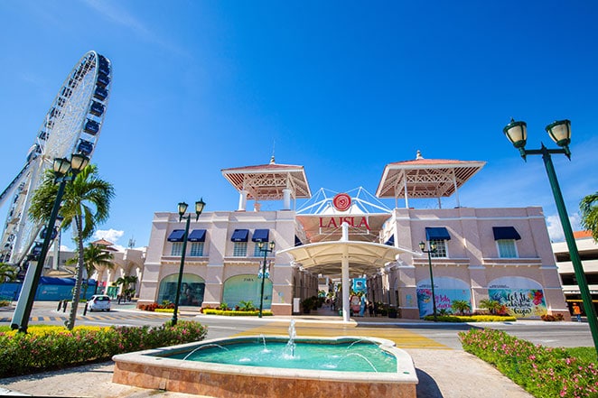 La Isla Shopping Village
