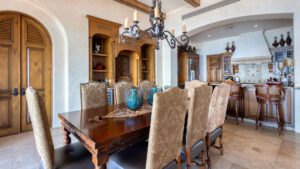 villa-12453014961729974452.jpg