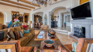 villa-76077366571729974452.jpg