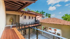 villa-99811802241681335929.jpg