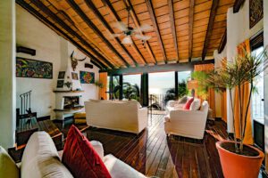 villa-13958063151679326730.jpg