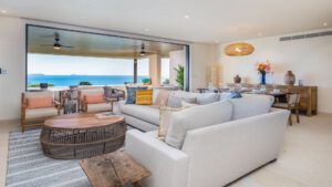 villa-19008902251681159833.jpg