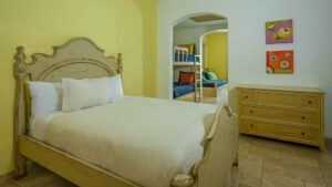 villa-19486182651749142129.jpg
