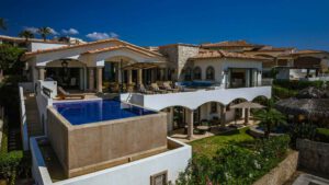 villa-22835095901749142129.jpg