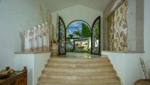 villa-27826749551749142112.jpg