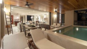villa-8524342401681337445.jpg