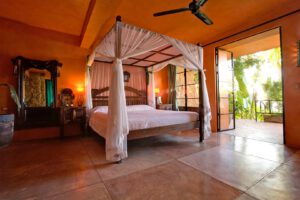 villa-91295130561679604175.jpg