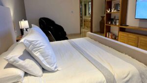 villa-92630048101755811302.jpg