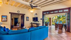 villa-98274600461733255363.jpg