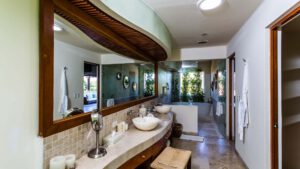 villa-99072059691681412007.jpg