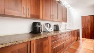 xr:d:DAEMrW4V-o4:18866,j:7038396864571935123,t:23071500