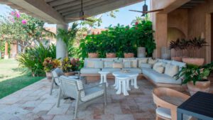 xr:d:DAEMrW4V-o4:19657,j:1122928646039235993,t:23101823