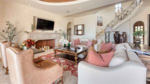 xr:d:DAEMrW4V-o4:19893,j:2942385574241425289,t:23111323