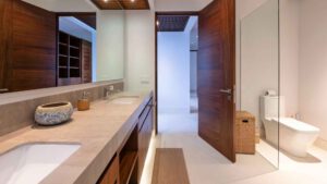 xr:d:DAEMrW4V-o4:20428,j:96111733092149282,t:23112420